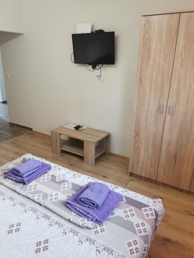 Apartmani Manila, Vauceri, Terme-Popust, Akva Park-Popust, Garazno Mesto Vrnjačka Banja エクステリア 写真