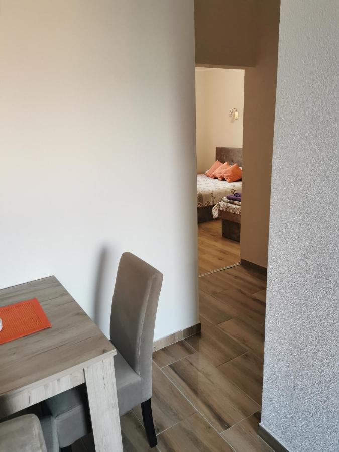 Apartmani Manila, Vauceri, Terme-Popust, Akva Park-Popust, Garazno Mesto Vrnjačka Banja エクステリア 写真