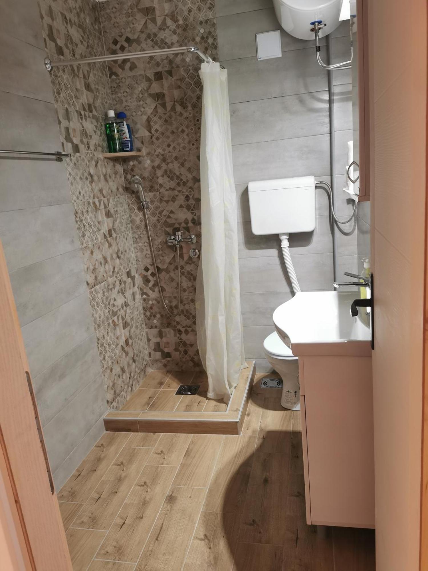 Apartmani Manila, Vauceri, Terme-Popust, Akva Park-Popust, Garazno Mesto Vrnjačka Banja エクステリア 写真